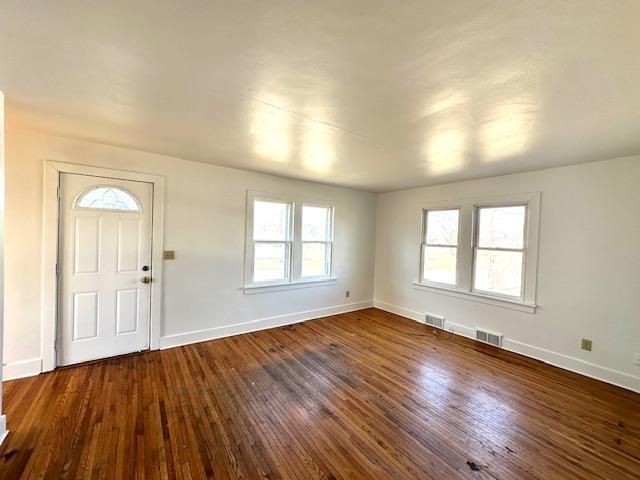 514 N Pine St, Caledonia, MN 55921