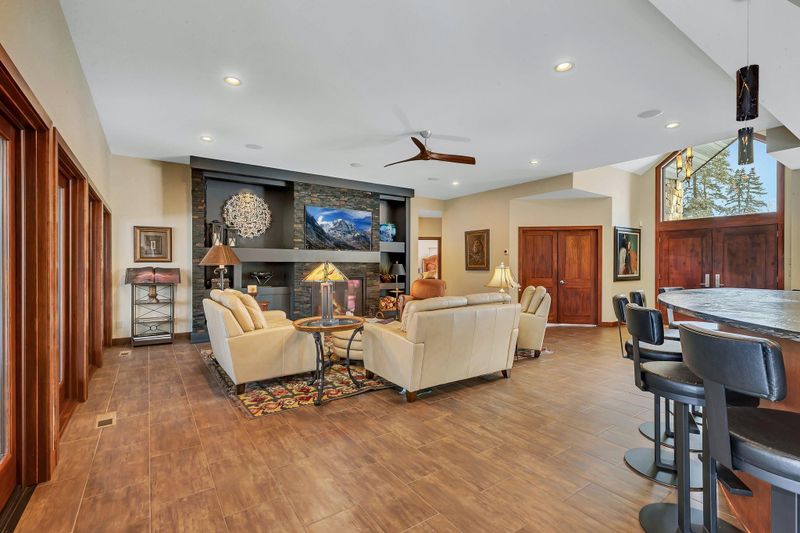 2945 Winnebago Rd, Sartell, MN 56377