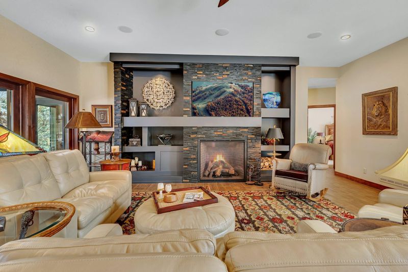 2945 Winnebago Rd, Sartell, MN 56377