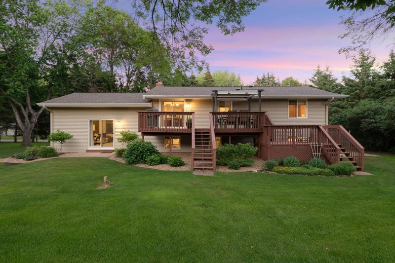 7133 Rice Lake Ln, Lino Lakes, MN 55014