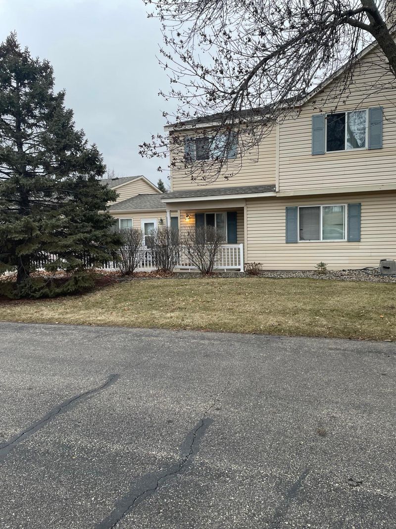 15962 Granada Ave, Apple Valley, MN 55124