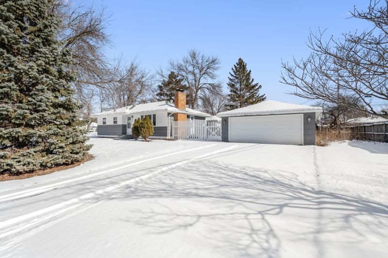 7230 Lee Ave N, Brooklyn Center, MN 55429