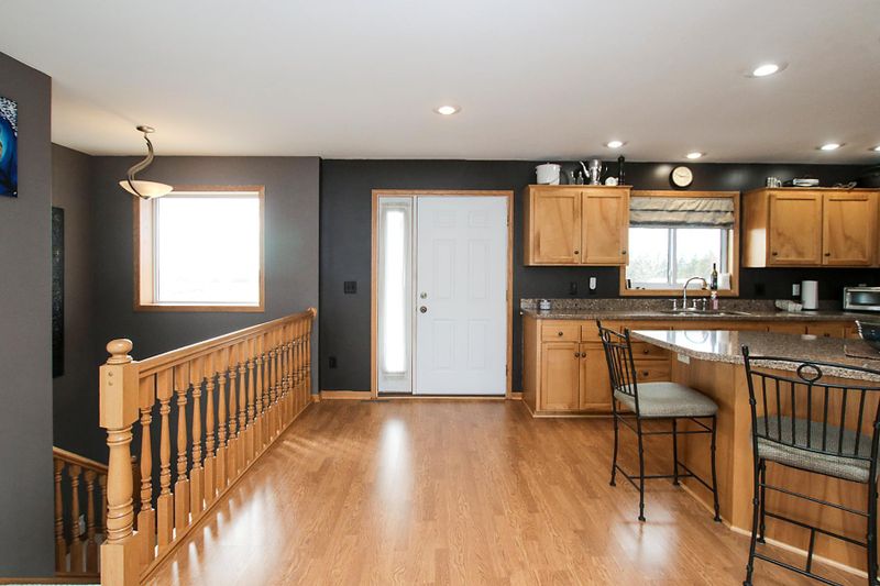 70249 180th St, Dassel, MN 55325
