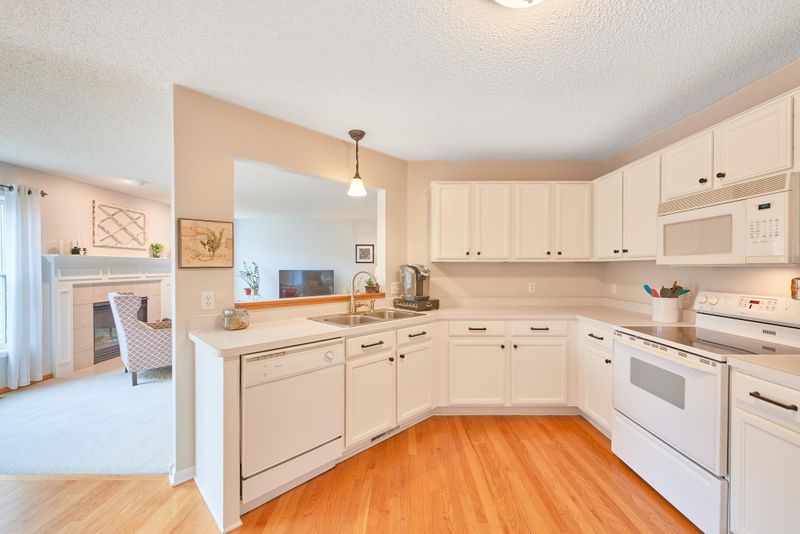 20332 Enright Way, Farmington, MN 55024