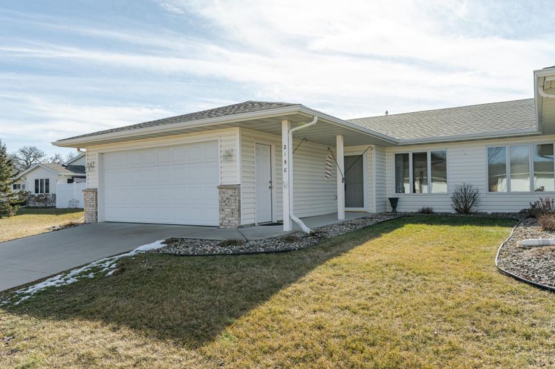 2158 Mcquillan Ct SE, Rochester, MN 55904