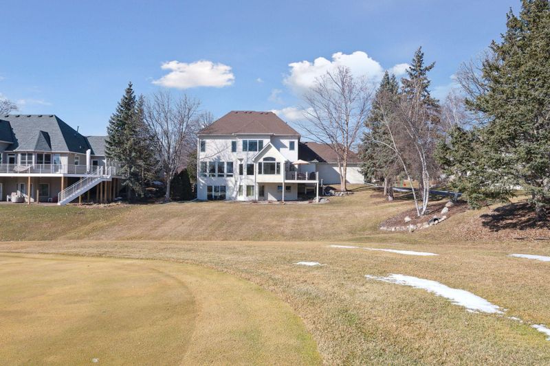 7101 Howard Ln, Eden Prairie, MN 55346