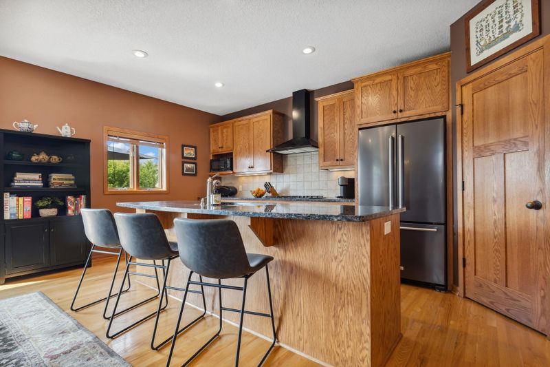 1628 Dupre Rd, Hugo, MN 55038