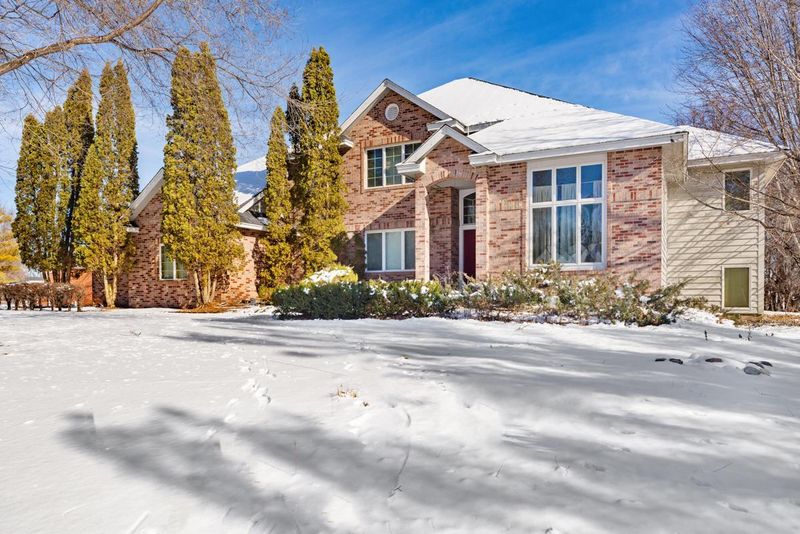 2706 Meadowrose Blvd, Saint Cloud, MN 56301