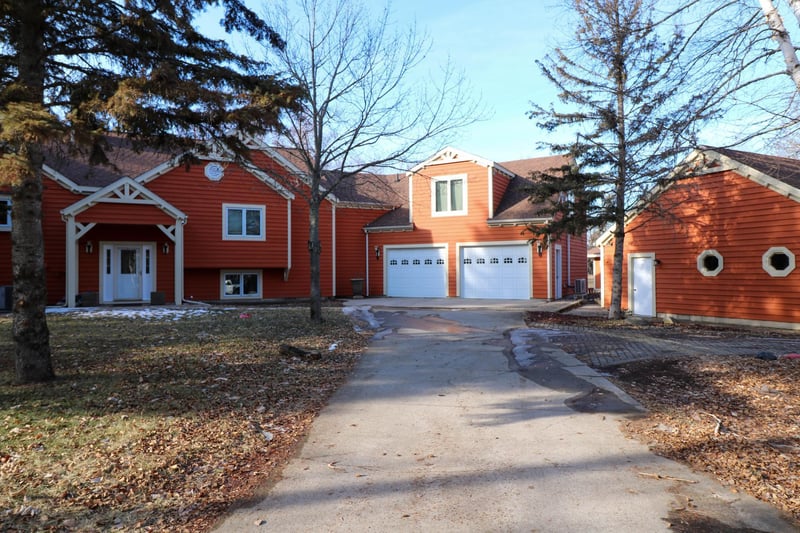 1211 Yellow Cedar Ln NE, Bemidji, MN 56601