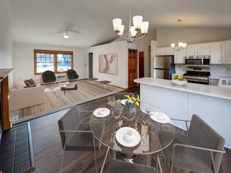 2581 Brittany Ln, Woodbury, MN 55125