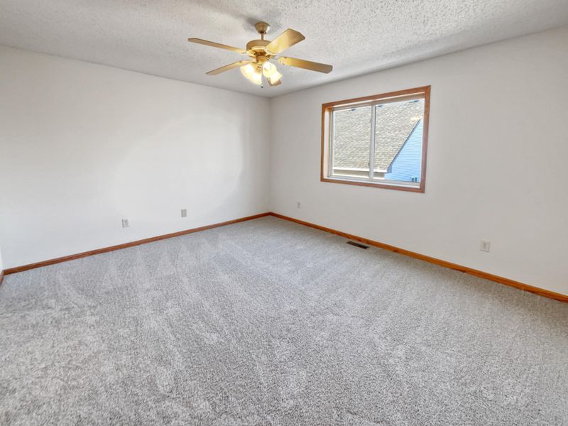 15817 Killdeer St NW, Andover, MN 55304