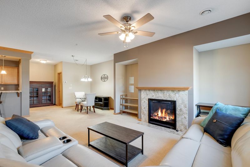6670 145th St W #3050, Apple Valley, MN 55124