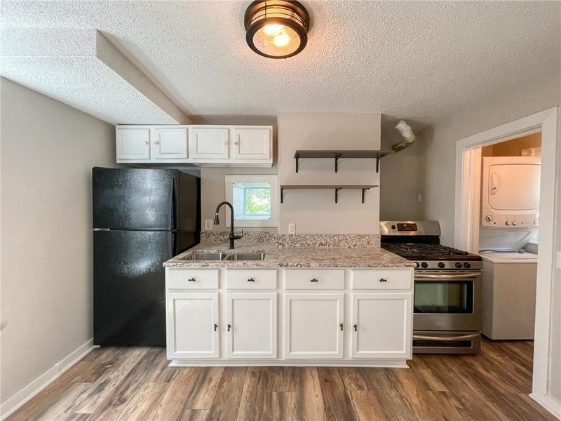672 Magnolia Ave E, Saint Paul, MN 55106