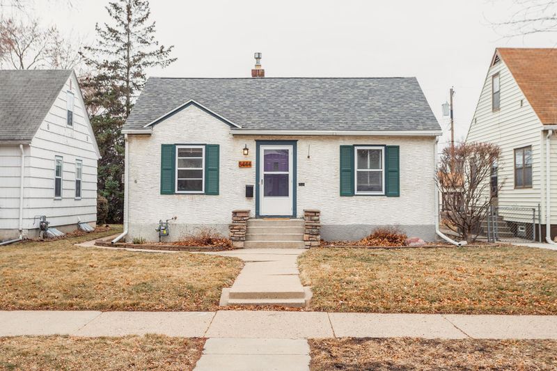 5444 Nokomis Ave, Minneapolis, MN 55417
