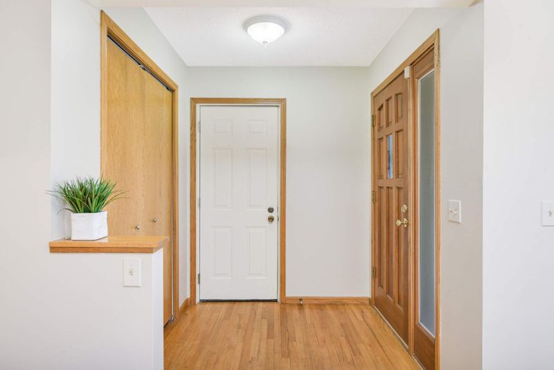 5805 Beachwood Rd, Mound, MN 55364