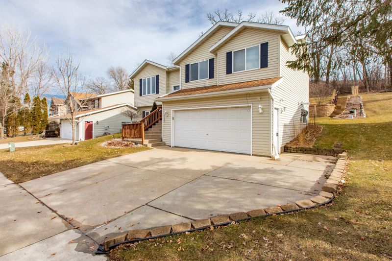 2362 21st Ave SE, Rochester, MN 55904