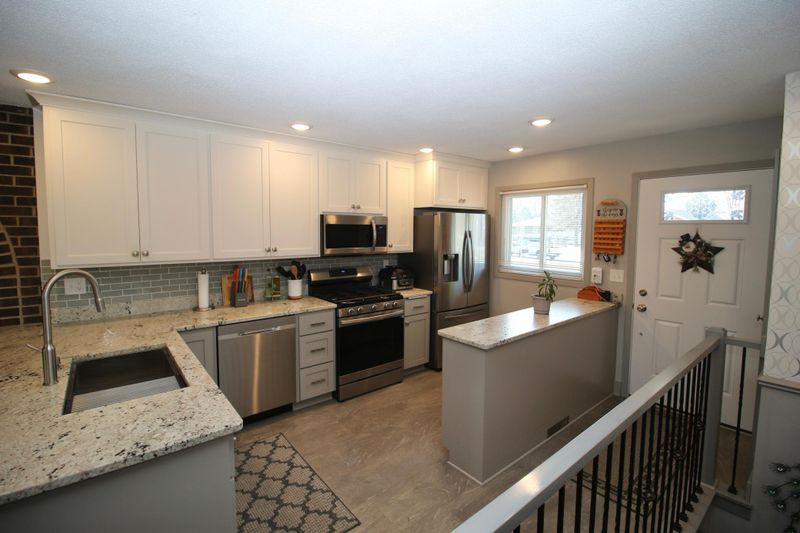 51 Pandolfo Pl, Saint Cloud, MN 56303