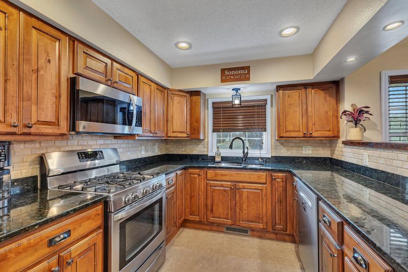 1258 10th Ave N, Saint Cloud, MN 56303