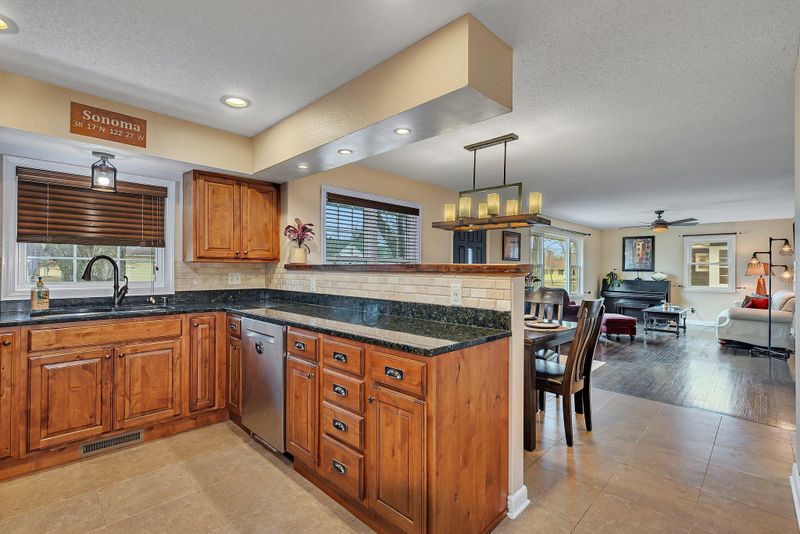 1258 10th Ave N, Saint Cloud, MN 56303