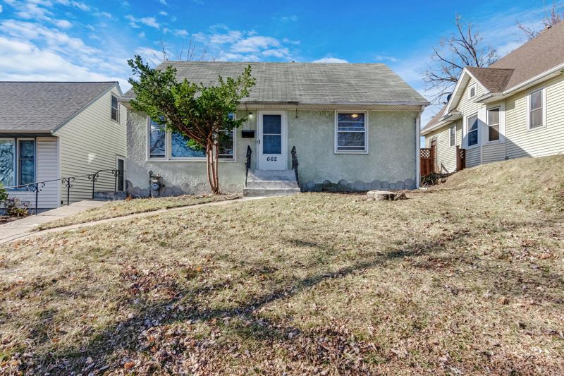 662 Simon Ave, Saint Paul, MN 55117