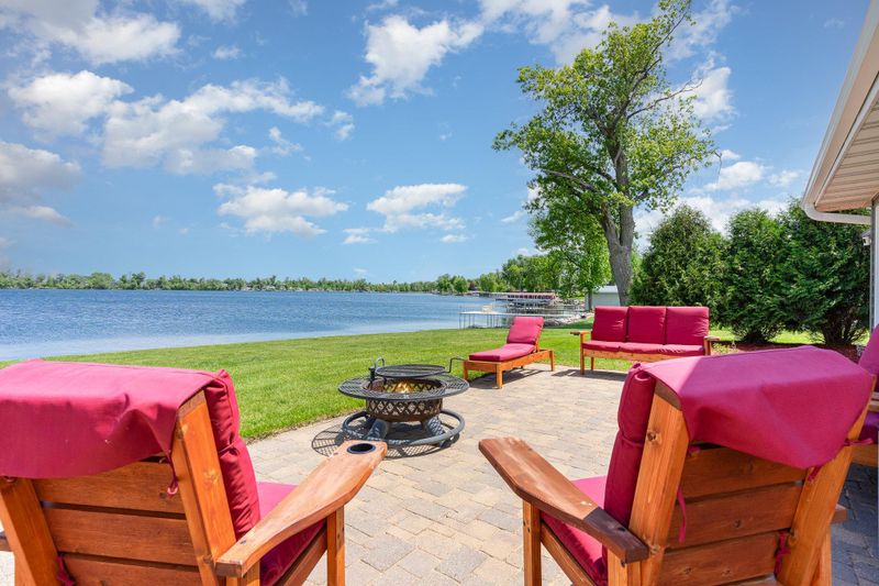 3693 Chappuis Trl, Faribault, MN 55021