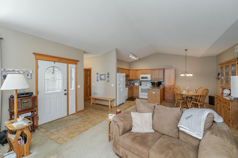 4298 Mallard Pl SE, Rochester, MN 55904