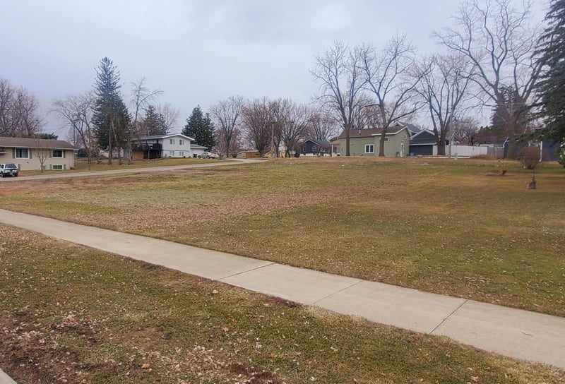 126 S Front St SE, Eyota, MN 55934