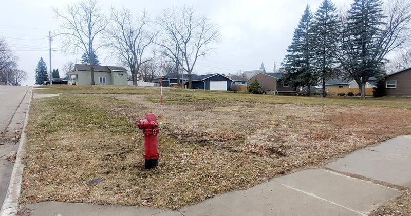 126 S Front St SE, Eyota, MN 55934