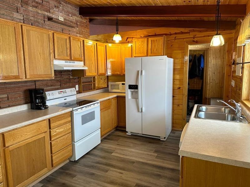 9965 Gappa Rd, Kabetogama, MN 56669