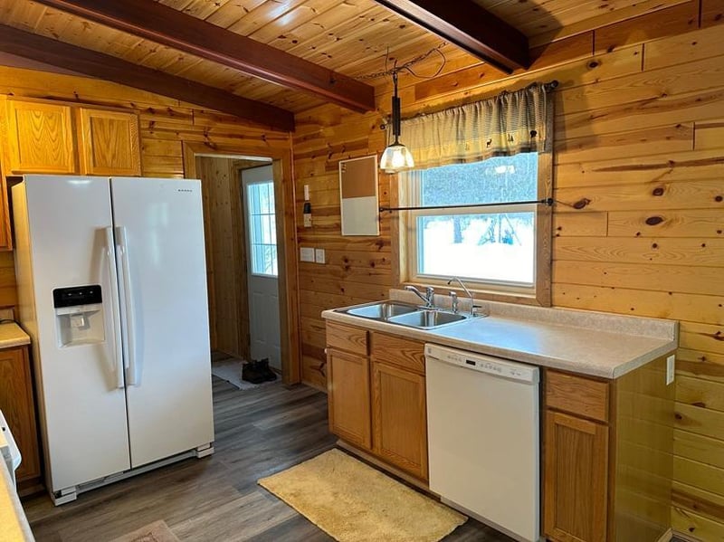 9965 Gappa Rd, Kabetogama, MN 56669