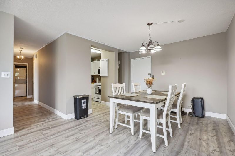 1181 Edgcumbe Rd #315, Saint Paul, MN 55105