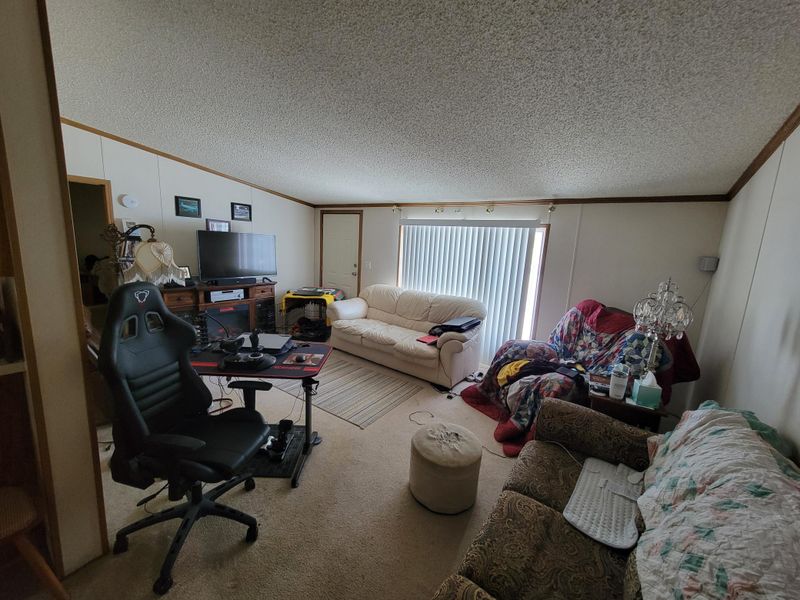 2823 330th Ln NW, Cambridge, MN 55008