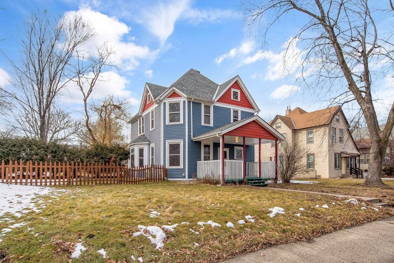 4233 Emerson Ave N, Minneapolis, MN 55412