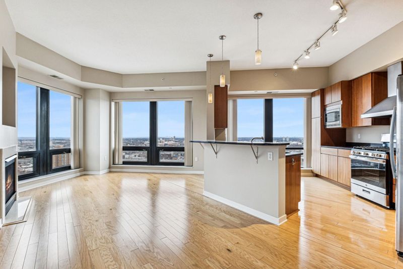 500 E Grant St #2411, Minneapolis, MN 55404