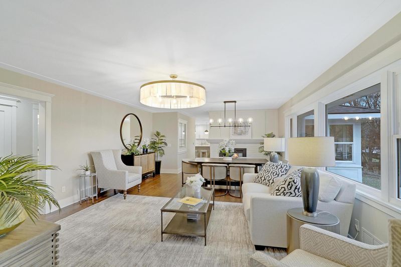16856 Sherwood Rd, Minnetonka, MN 55345