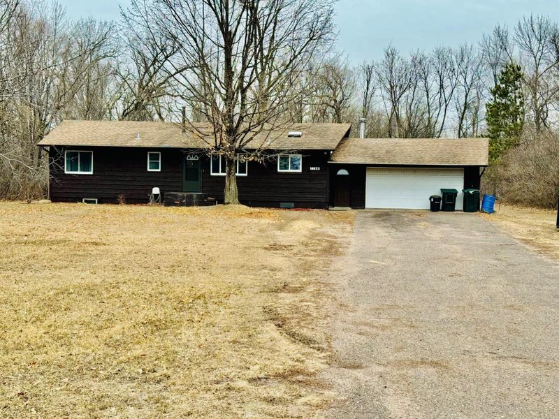 7730 Saint Croix Trl, North Branch, MN 55056