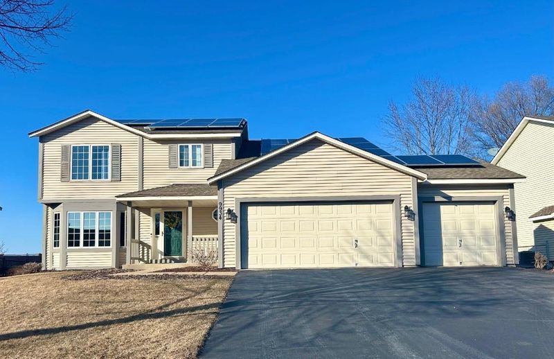 9934 77th St S, Cottage Grove, MN 55016