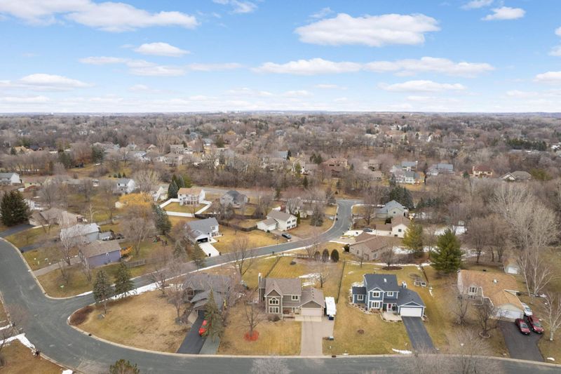 4032 Pennsylvania Ave, Eagan, MN 55123