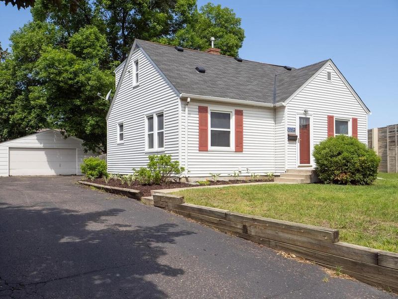 4032 Webster Ave S, Saint Louis Park, MN 55416