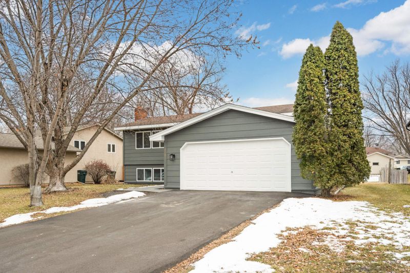 2901 83rd Ln N, Brooklyn Park, MN 55444