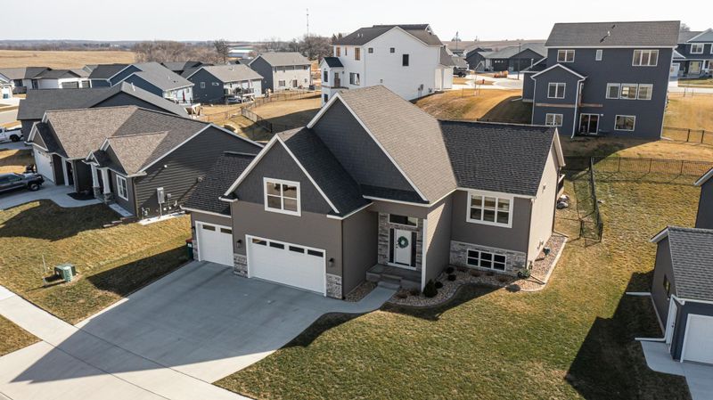 1668 Brandt Dr NE, Byron, MN 55920