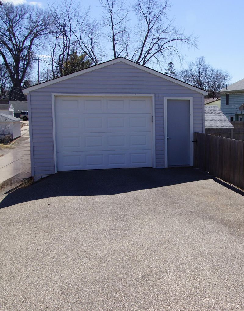 6909 Xerxes Ave S, Richfield, MN 55423