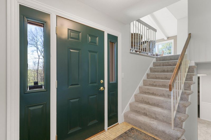 10410 Columbus Rd, Bloomington, MN 55420