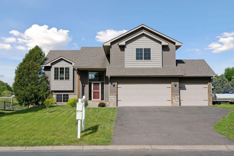8128 Padgett Ave NE, Elk River, MN 55330