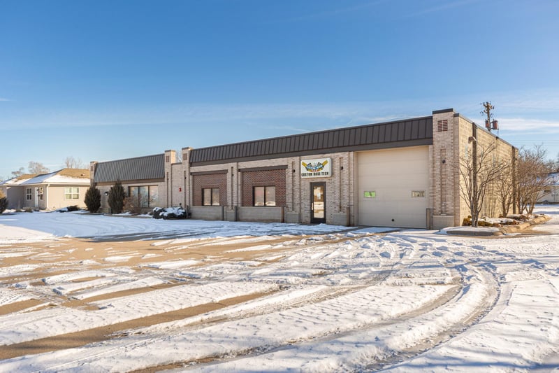 9323 Garfield Ave S, Bloomington, MN 55420