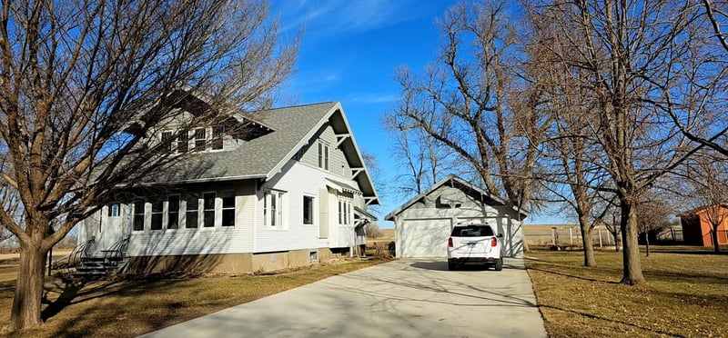 114 Bertha Ave N, Ihlen, MN 56164