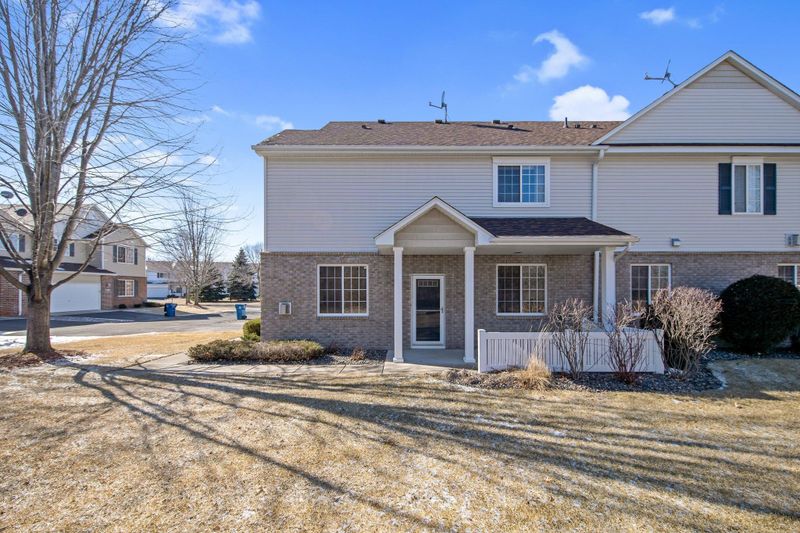 17193 Monroe St NW, Elk River, MN 55330