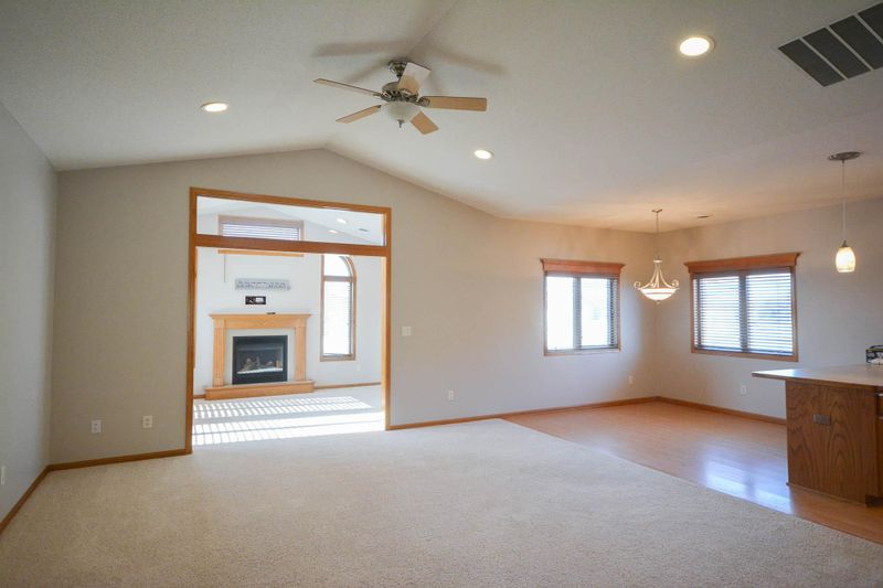 5422 Florence Dr NW, Rochester, MN 55901