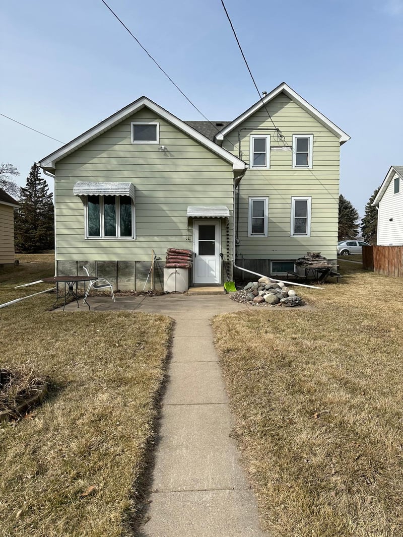 108 Bluejay Ave, Mayer, MN 55360