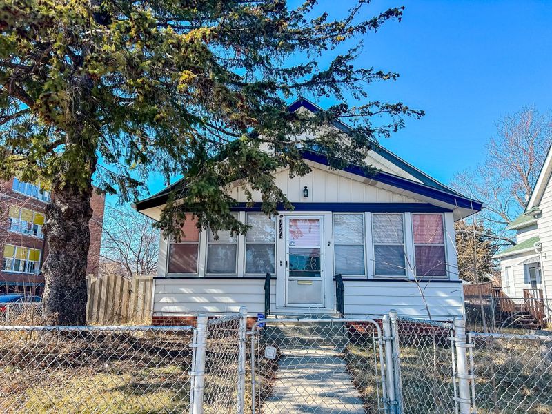 1173 Albemarle St, Saint Paul, MN 55117
